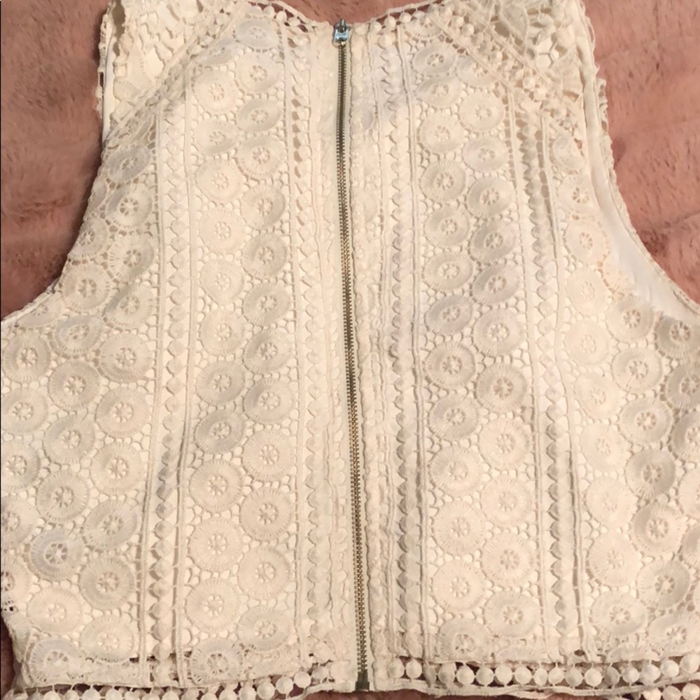 Lace top - Picture 3 of 3